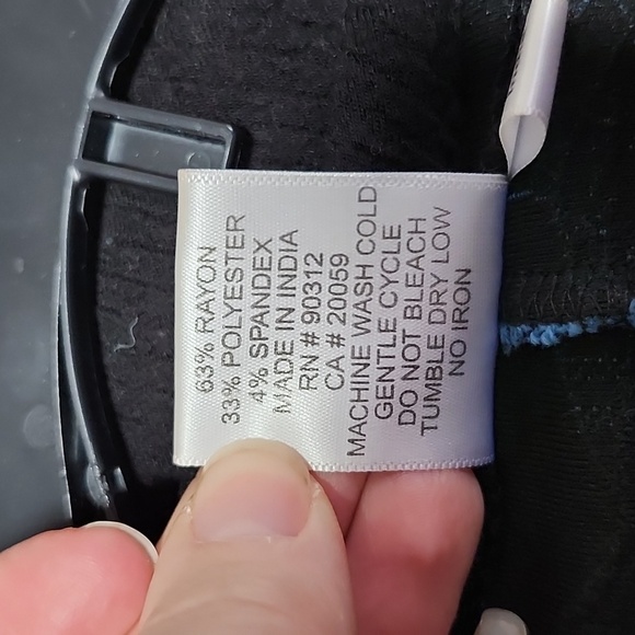 Parsley & Sage Chic Blue and Black Asymmetrical Neck Buttoned Sweater XL - Picture 7 of 9